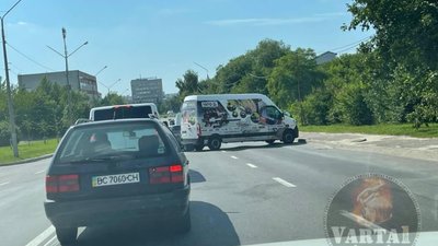 У Львові на Пасічній не розминулись автомобілі (ФОТО)
