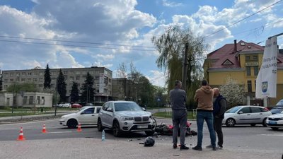 У Львові у ДТП потрапив мотоцикліст (ФОТО)