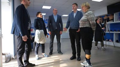 62-річна Ірина зі Сіверськодонецька та 42-річна Ольга з Лисичанська знову можуть ходити