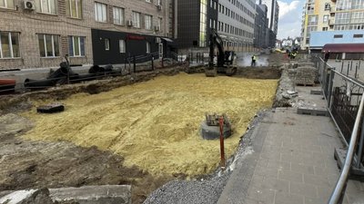 У Львові не можуть відремонтувати 300 метрів дороги