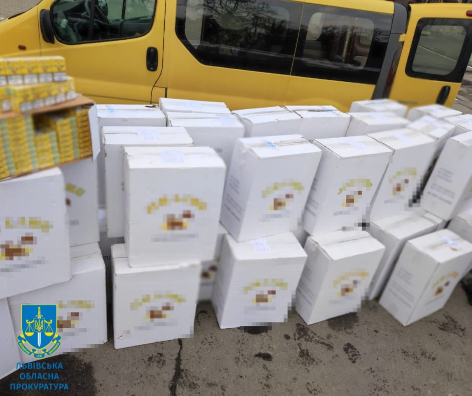 Захисникам передали 25 000 пачок сигарет