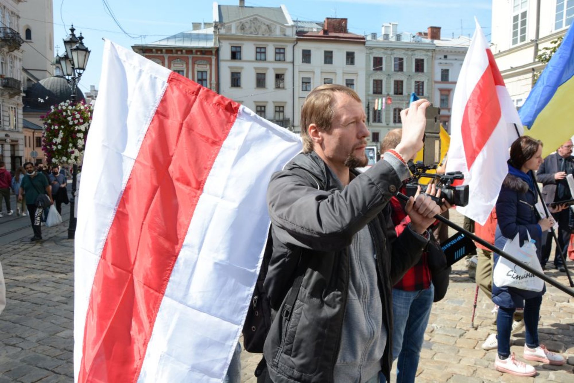 У Львові відкрили виставку «Рік спротиву: як по(в)стає Білорусь», фото ЛМР