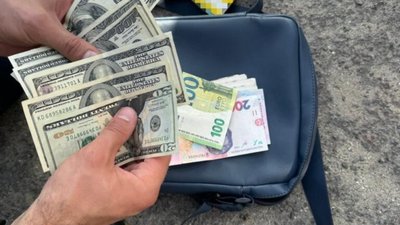 На Львівщині викрили масштабну схему поборів з підприємців-імпортерів квітів