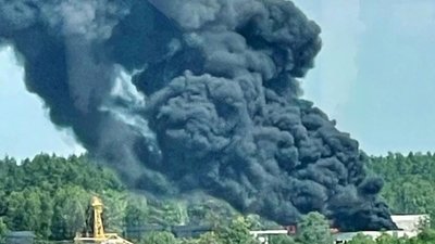 У Росії потужно горів ще недобудований госпіталь для військових (ВІДЕО)