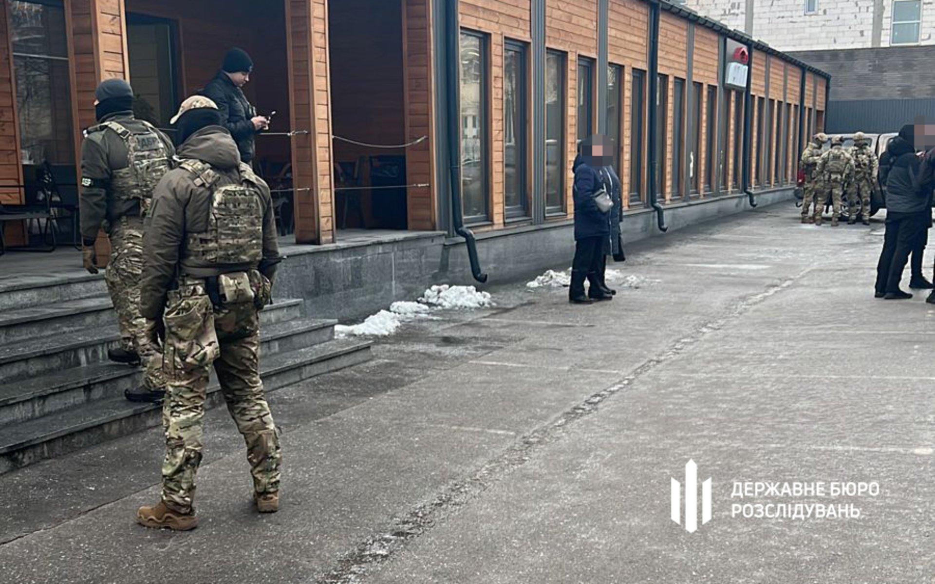 Заступник міністра оборони причетний до закупівель продуктів за завищеними цінами та неякісної амуніції