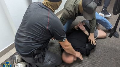 СБУ затримала на кордоні України наркоторгівця, який перевозив у шлунку кокаїн з Латинської Америки на 3,5 млн грн