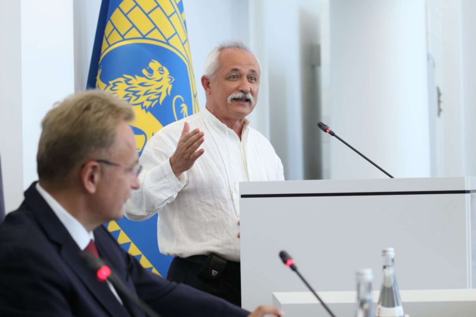 У Львівській міській раді відбулося урочисте засідання за участю депутатів 1-го демократичного скликання, фото ЛМР