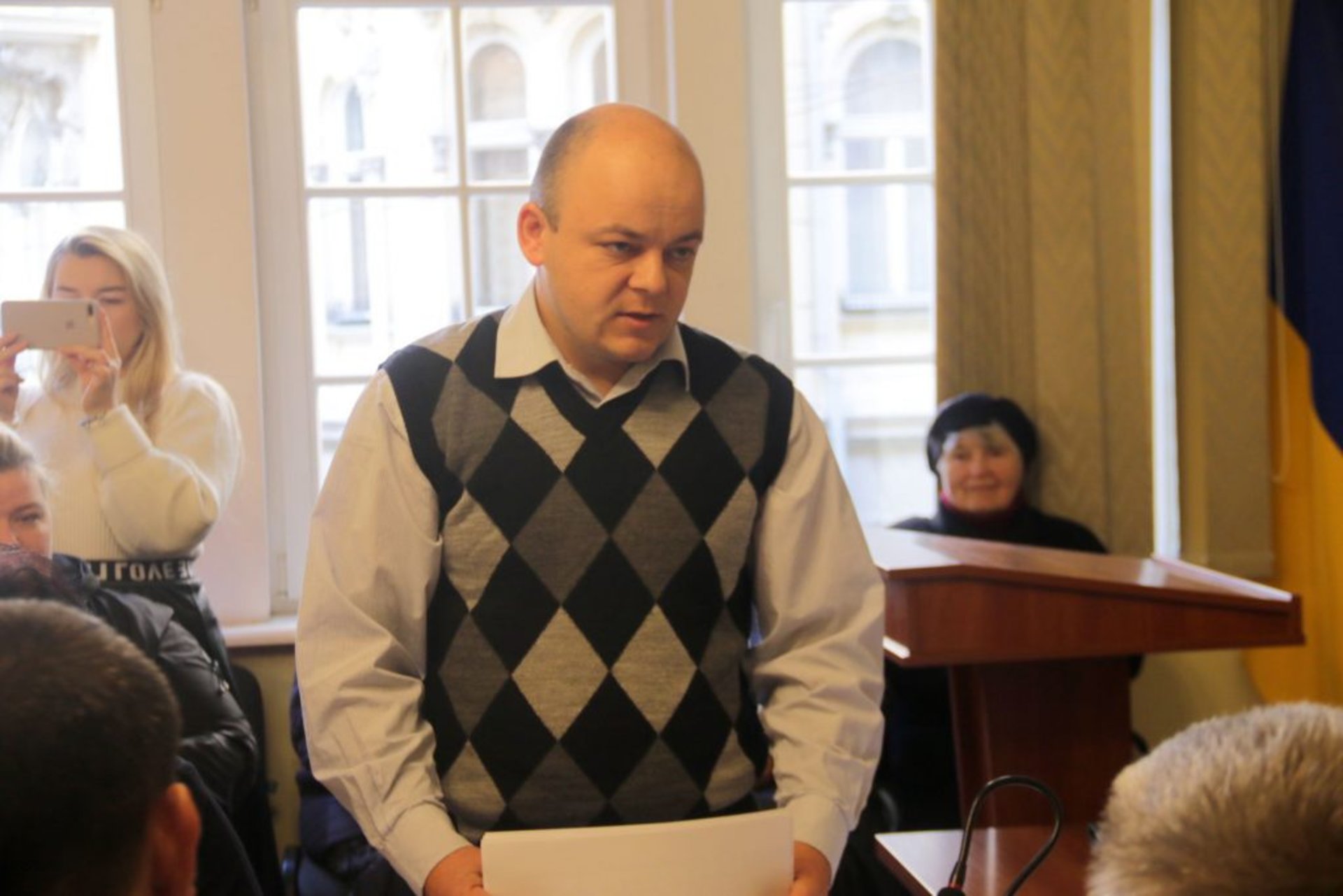 Кульчицької, 18 у Львові: сквер, спортивно-оздоровчий комплекс чи спортивно-оздоровчий комплекс у сквері . Фото 4studio