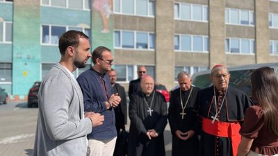 До Львова приїхав посланець Папи Римського