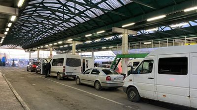 ДПСУ рекомендує їхати на пункти пропуску з Угорщиною