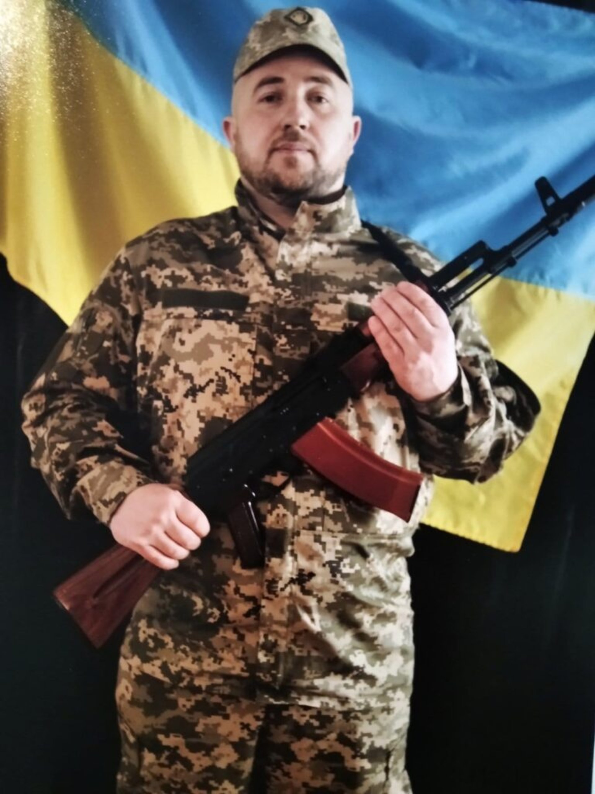Повернувся з-за кордону, щоб воювати: у бою загинув воїн з Прикарпаття Микола Гринів