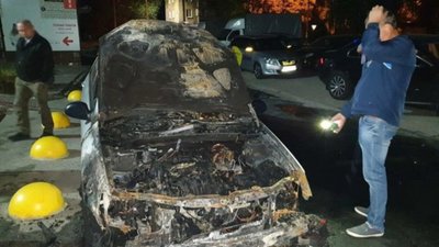 З'явилося відео моменту підпалу автомобіля “Схем”