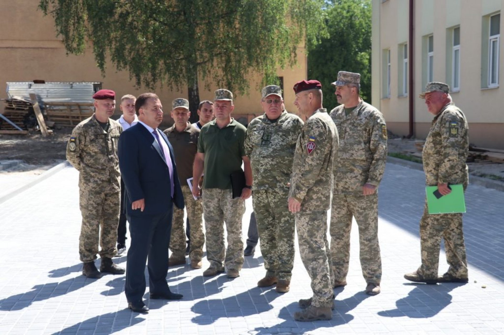 На Львівщині Полторак відвідав 80 окрему десантно-штурмову бригаду