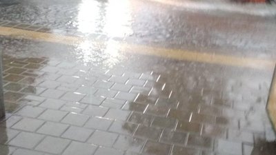 Після ремонту на дорогах Львова не стікає вода