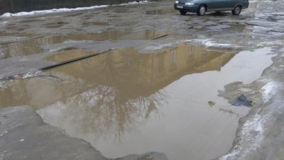 Садовий йде у президенти: як у Львові "зійшла" дорога (ФОТО)