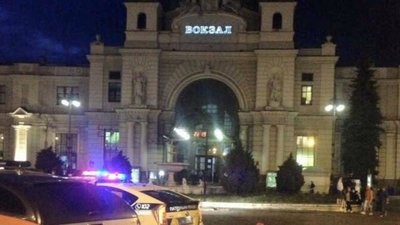 У Львові біля залізничного вокзалу пограбували жителя Волині