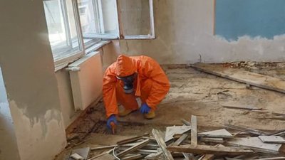 У Львові під час ремонту під підлогою знайшли кульки ртуті (ФОТО)