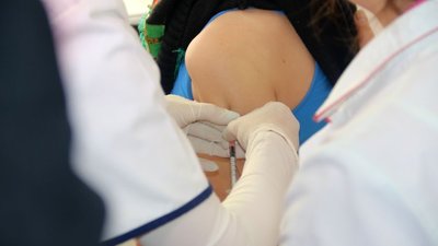 У восьми областях України перевищено рівень госпіталізацій пацієнтів з COVID-19
