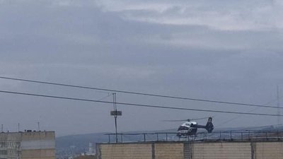 У Львові поблизу школи приземлився медичний гелікоптер (ФОТО)