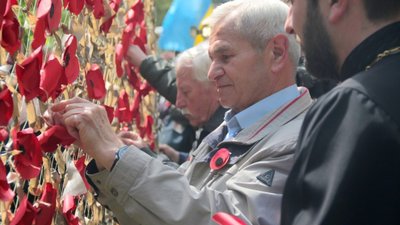 Ніколи знову: у Львові відзначають День примирення та пам'яті (ФОТОРЕПОРТАЖ)