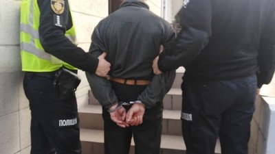 На Львівщині чоловік вдарив жінку ножем у серце та втік  (ФОТО)