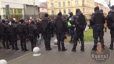 У Львові перекрили рух на вулиці Стороженка (ФОТО)