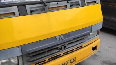 У Львові у маршрутках досі є службове місце (ФОТО)