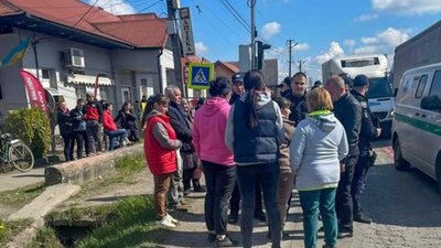Голова Мукачівської РВА відреагував на перекриття доріг у районі