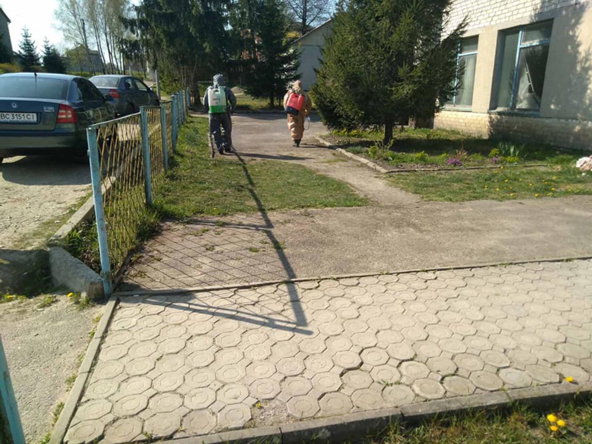 Як на Львівщині борються з вірусом. Фото: Самбірська РДА.