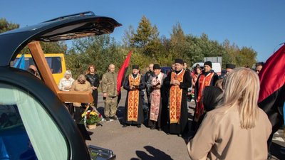 Дрогобиччина прощається з полеглим Героєм Василем Геремешем