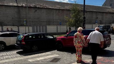 У Львові на популярній вулиці зупинились трамваї 