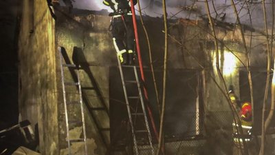 Львів: вогнеборці ліквідували займання дачного будинку