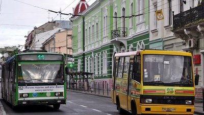 У Тернополі зупинять громадський транспорт
