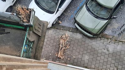 У Львові обвалився ще один балкон (ФОТО)