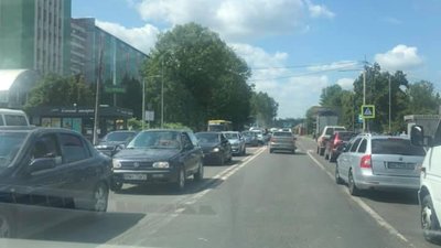 У Львові на Липинського зупинився рух транспорту (ФОТО)