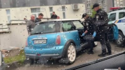 У Львові в автомобілі застрелився чоловік