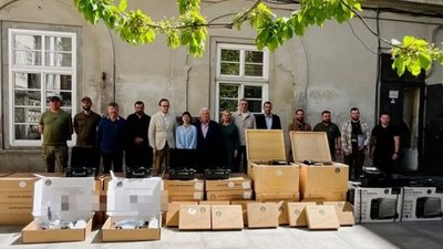 Для військових громада Львова передала сучасне обладнання