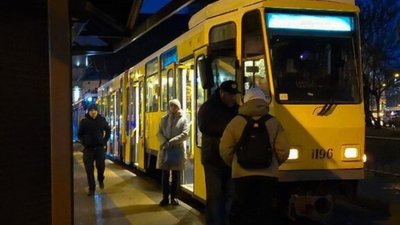 У центрі Львова зупинився рух трамваїв