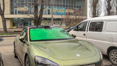 В Одесі помітили елітний автомобіль