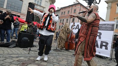 KALUSH ORCHESTRA виступив у центрі Львова та розповів про підготовку до «Євробачення»