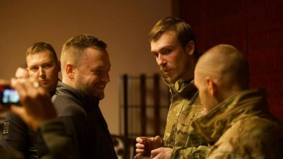 П’ять звільнених з російського полону українських командирів перебуватимуть у Туреччині до кінця війни