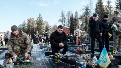 На Личаківському цвинтарі вшанували пам'ять Героїв Небесної Сотні