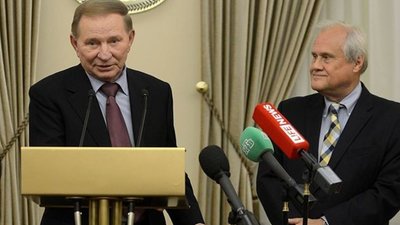 Демарш РФ і ризик ескалації: про що говорили у Мінську