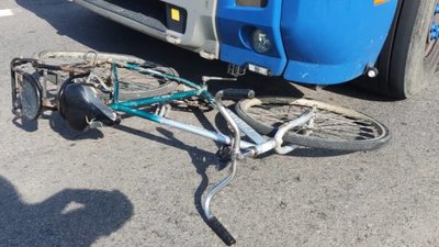 На Львівщині водій вантажівки збив 77-річного пенсіонера на велосипеді