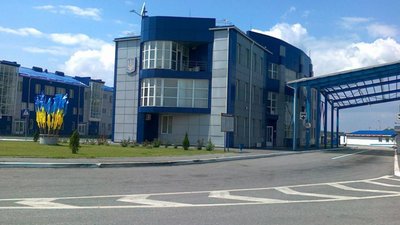 Хто рано встає – кордон без черг перетинає: дані з пунктів пропуску Львівщини
