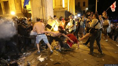 Під час розгону протестів у Тбілісі втратила око журналістка