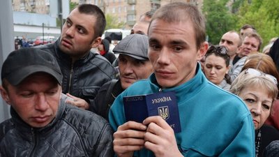 Заробітчани залишаться на свята у Польщі