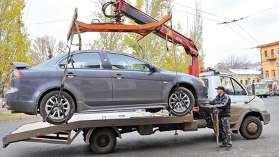 У Львові поліція отримає землю для облаштування майданчика покинутих авто