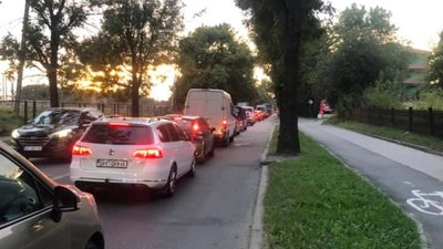 Вулиці Львова уже погрузли у тягнучки (ФОТО)