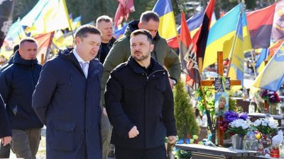 Зеленський приїхав до Львова (ФОТО)